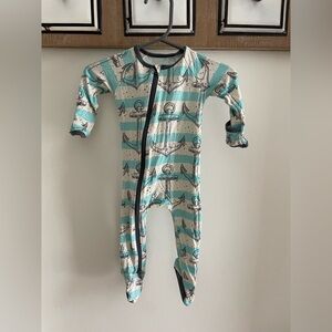 Bestaroo Aqua and Gray Kids Pajama Footies